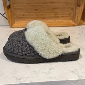 UGG charcoal gray cozy knit sherpa lined slippers size 8 warm winter cabin